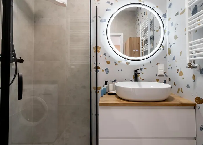 Korfantego Premium 44a By Bookinghost