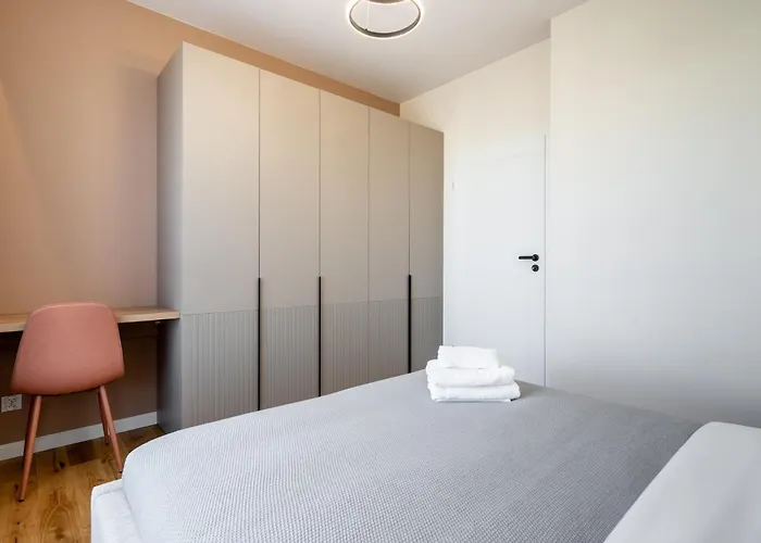 Korfantego Premium 44a By Bookinghost *